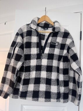 New Balance Black and White Zip Up Sweater